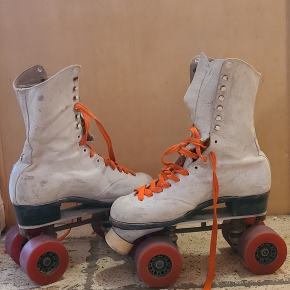 Vintage Roller Skates - Picture 4 of 5
